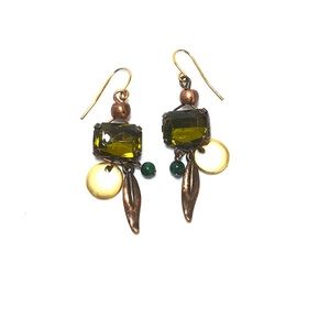 Emerald green crystal with copper & gold toned accent beads